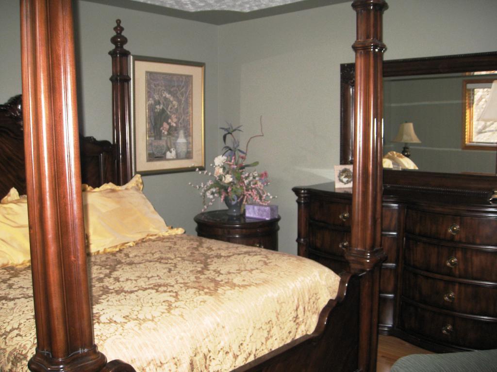 Mcdougall Lane Bed & Breakfast Drumheller Pokoj fotografie