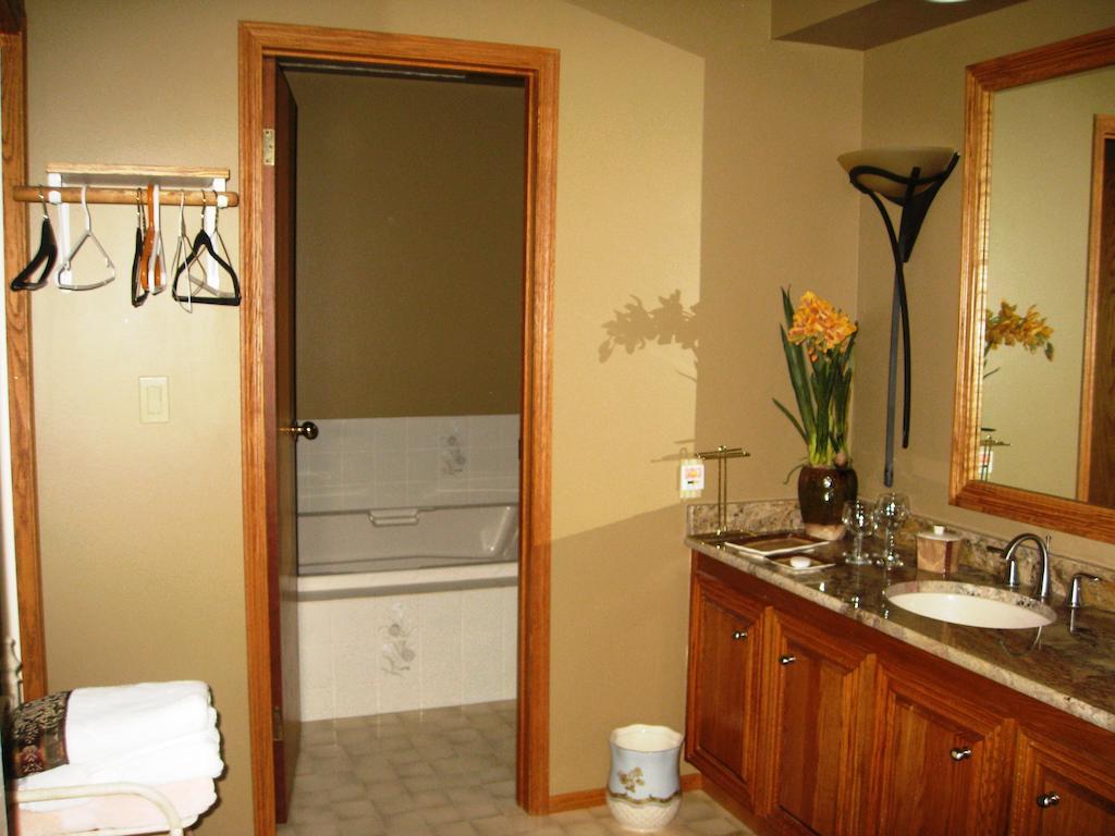 Mcdougall Lane Bed & Breakfast Drumheller Pokoj fotografie