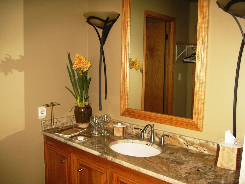 Mcdougall Lane Bed & Breakfast Drumheller Exteriér fotografie