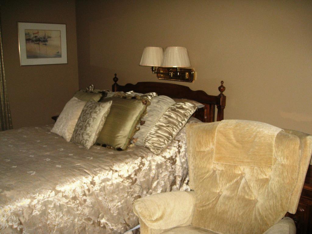 Mcdougall Lane Bed & Breakfast Drumheller Pokoj fotografie