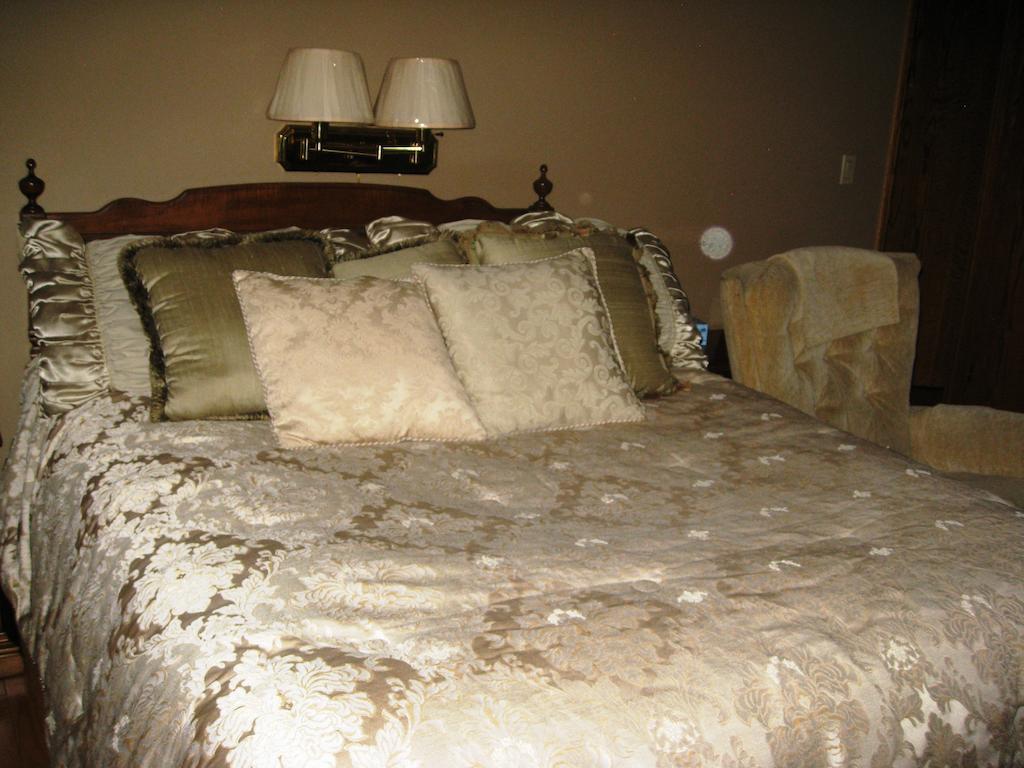 Mcdougall Lane Bed & Breakfast Drumheller Exteriér fotografie